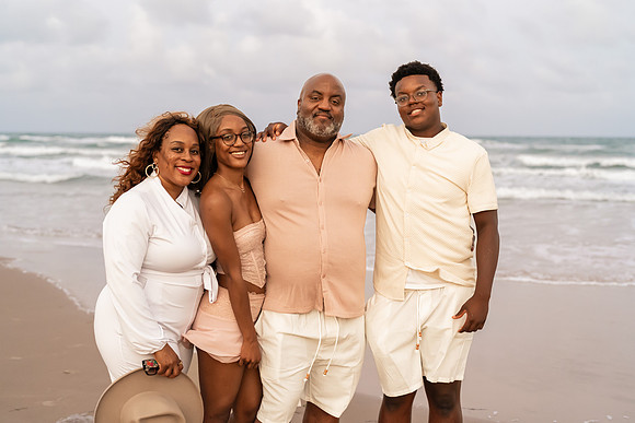 family-7406727