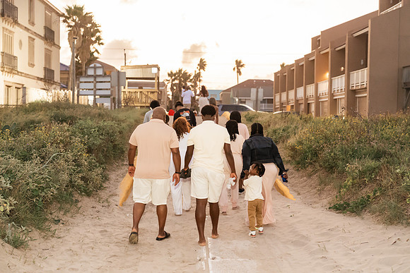 family-7406791