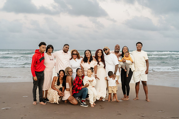 family-7406644