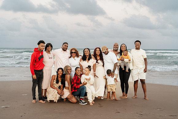 family-7406645